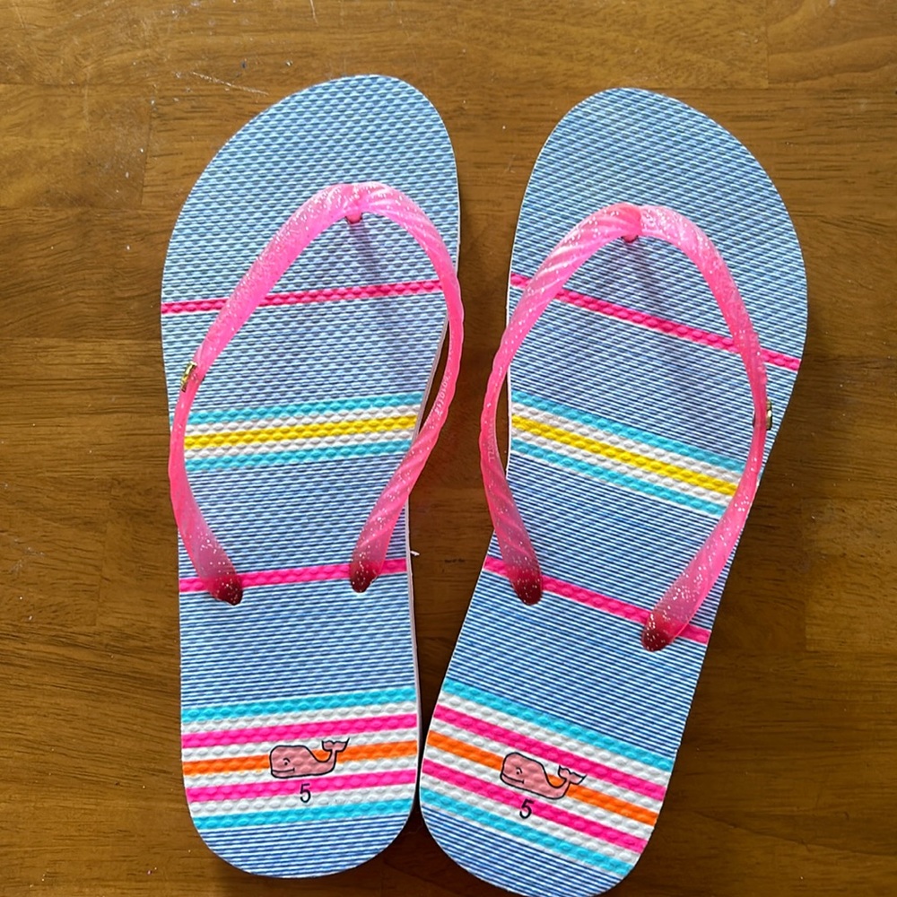 Vineyard Vines Flip Flops